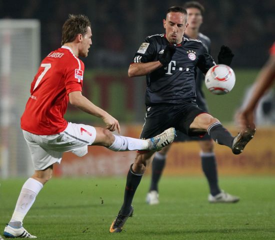 但却蕴含深 但却蕴含深