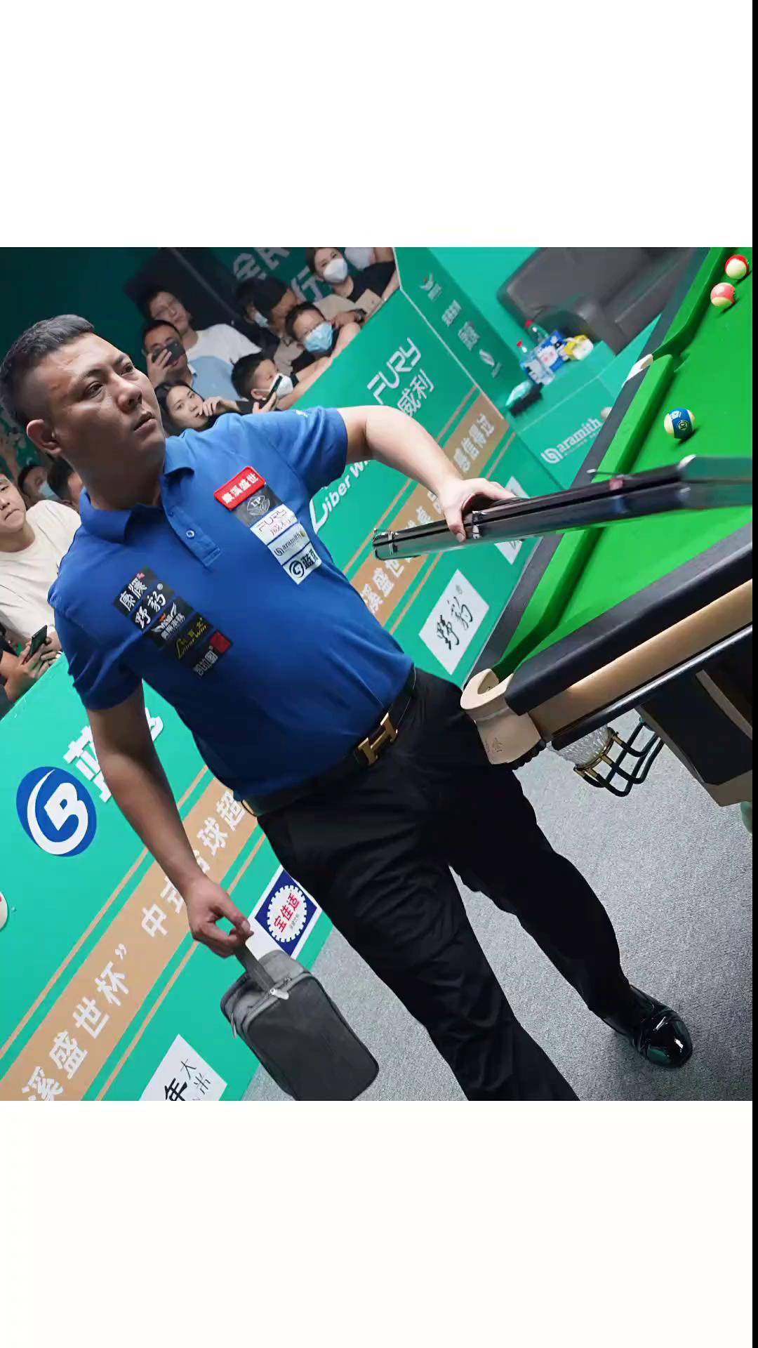 竞争中脱颖 竞争中脱颖